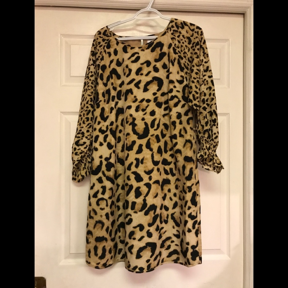 Crown and Ivy leopard  print dress